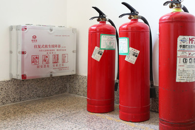 生命安全的雙重守護(hù) 救生設(shè)施與消防設(shè)備的重要性